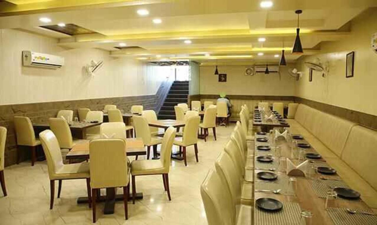 Fabhotel Corbett Inn Rudrapur Exterior foto